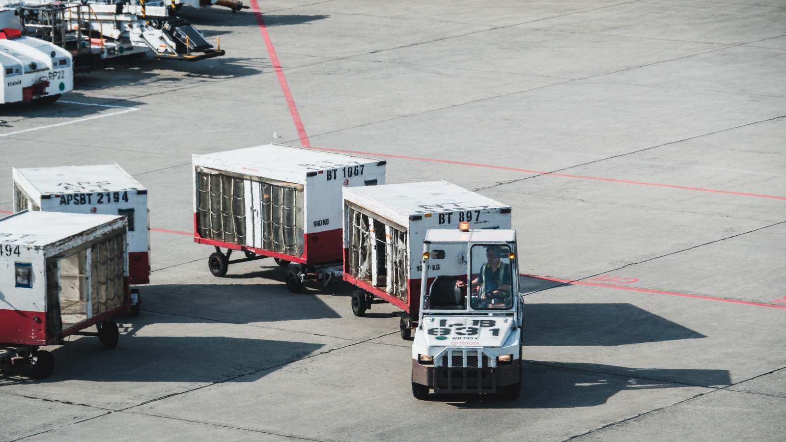 Safety Precautions in Air Cargo Handling on the Ramp Safety in